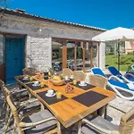 4 Bedroom In Σπίτι διακοπών *