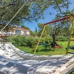 4 Bedroom In Σπίτι διακοπών Buje