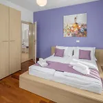 Vakantiehuis 4 Bedroom In *