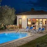 4 Bedroom In Vakantiehuis *
