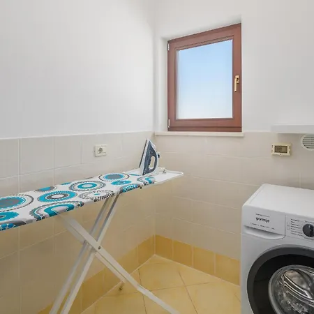 Nyaraló 4 Bedroom In